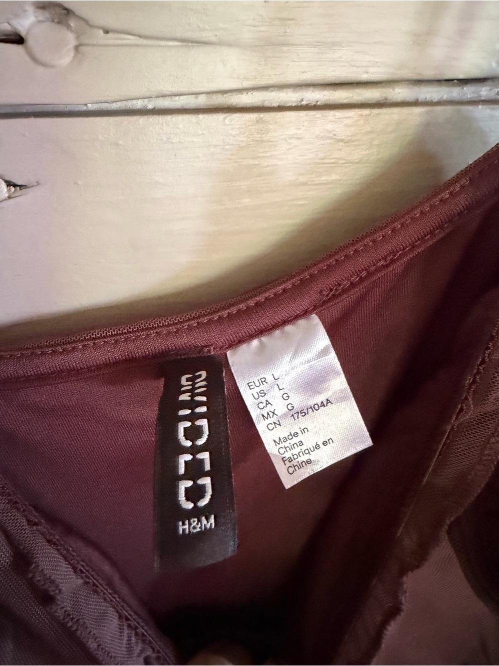 Divided Ribbed Burgundy Tank Top - Picture 4 of 4